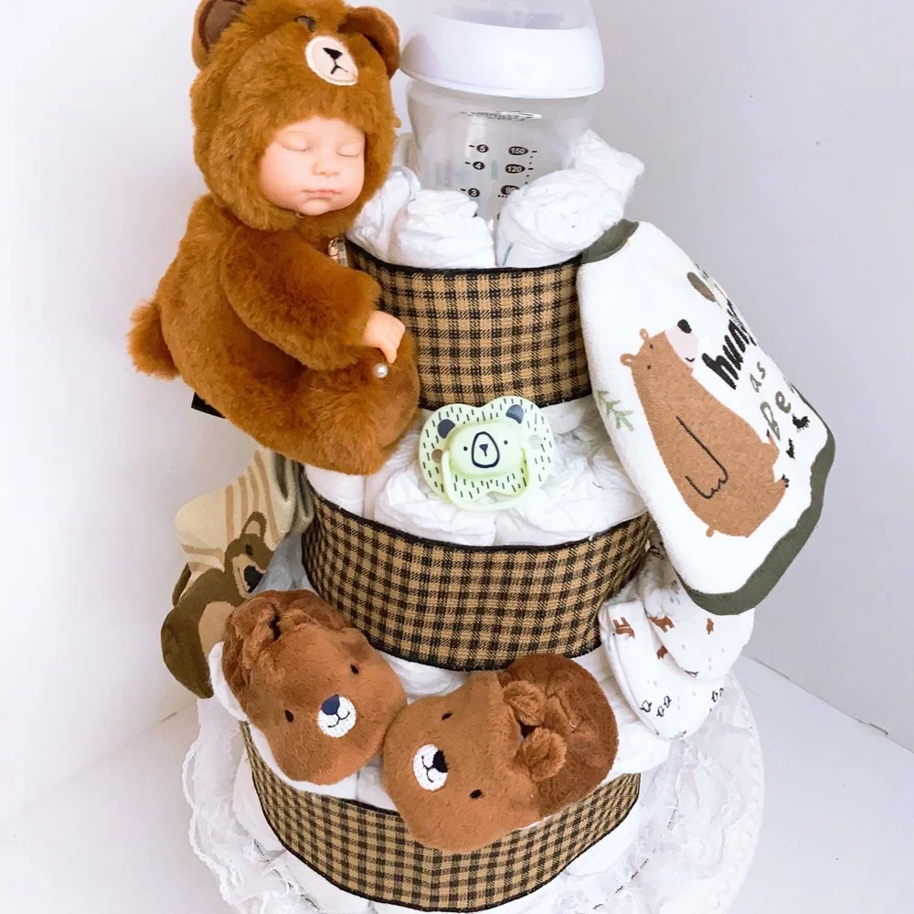 Teddy Bear Diaper Cake